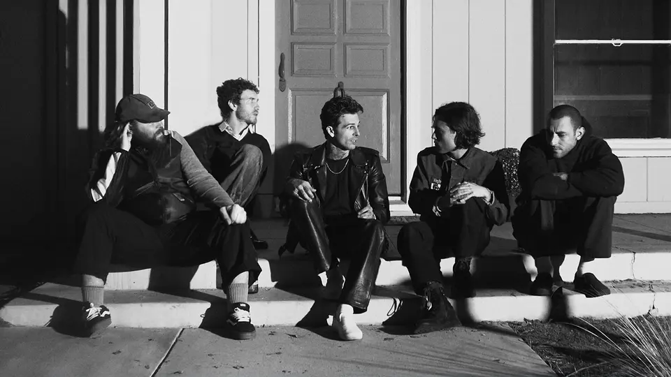Q101 Presents: The Neighbourhood WOURLD TOUR II